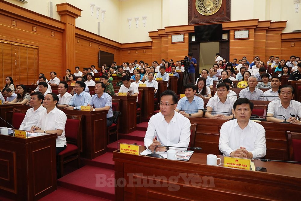Các đại biểu dự hội nghị