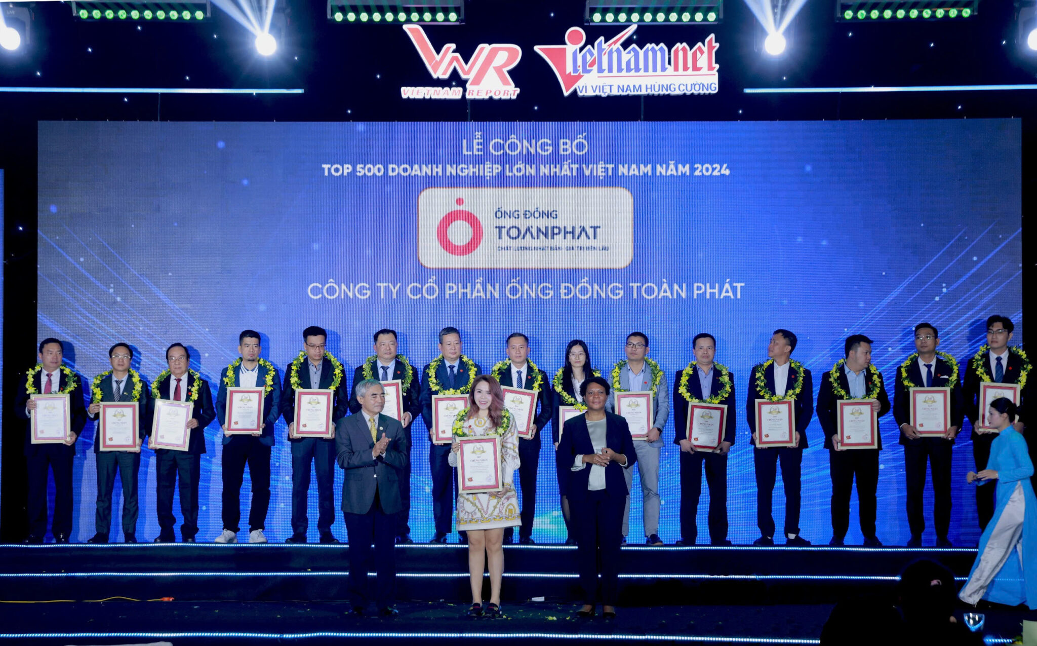Ống đồng Toàn Phát tự hào nhận danh hiệu Top 500 doanh nghiệp lớn nhất Việt Nam